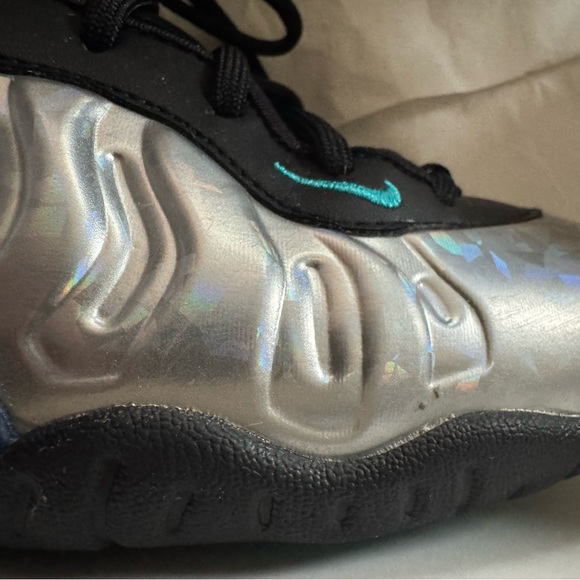 ✨ Nike Little Posite One “Metallic Silver” — Size 4Y ✨ - Picture 9 of 11